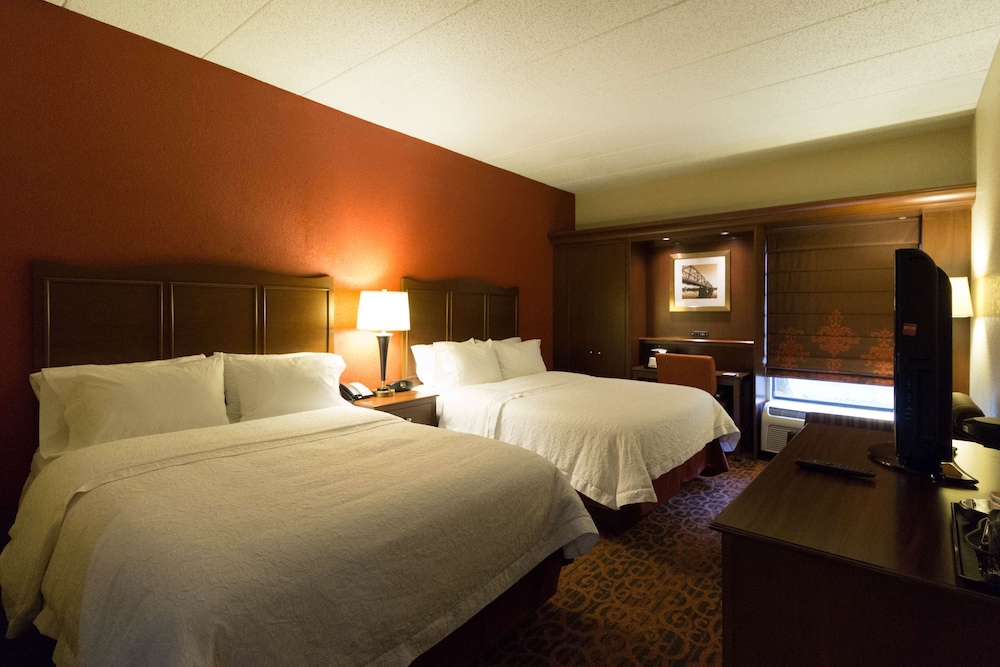 Hampton Inn Columbus South - photo 45