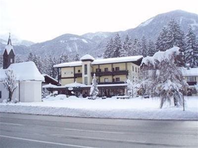 Hotel Vanda — hotel in Irschen