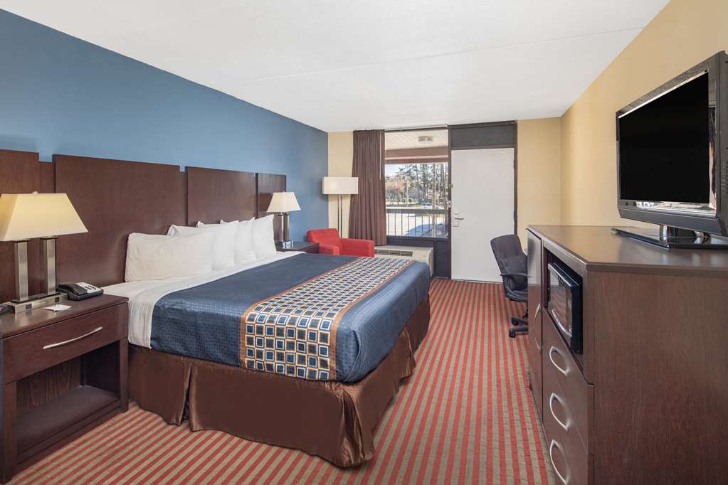 Travelodge by Wyndham Savannah Area Richmond Hill - photo 16