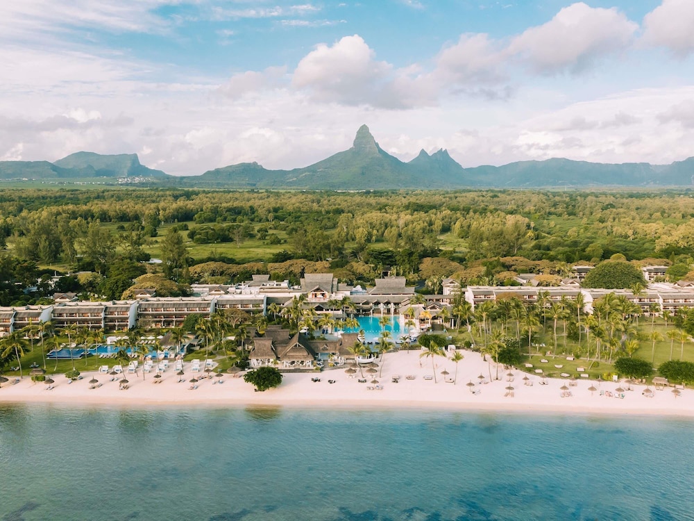 Sofitel Mauritius L'Imperial Resort & Spa — hotel in Flic En Flac
