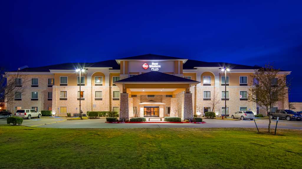 Best Western Plus Christopher Inn & Suites - photo 10