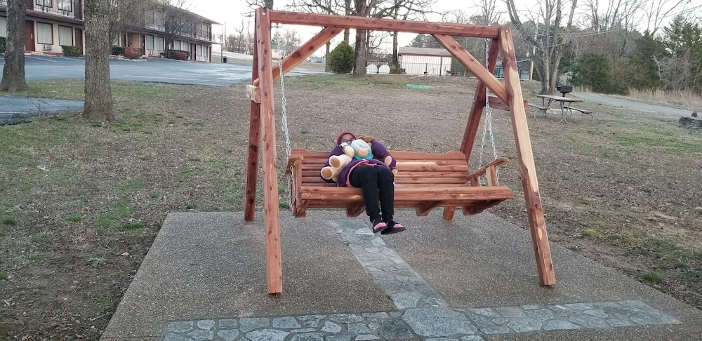 The Parkwood Inn & Suites - featured photo