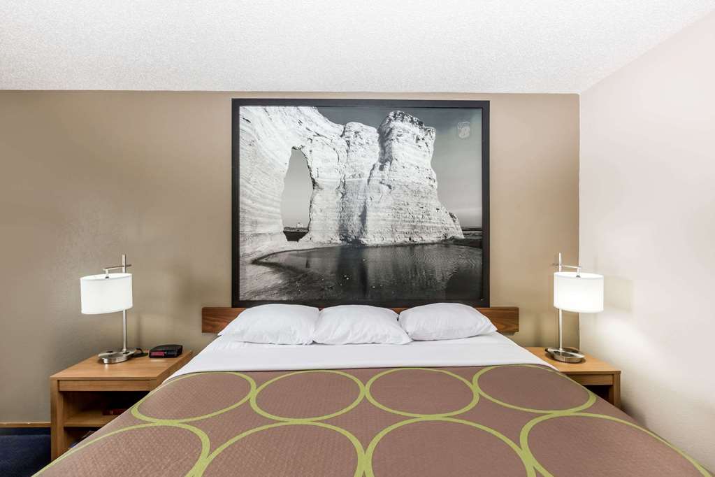 Super 8 by Wyndham Hays KS - featured photo