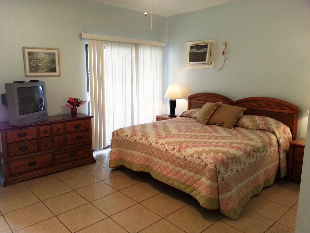 A Place to Be Nokomis Beach - photo 4