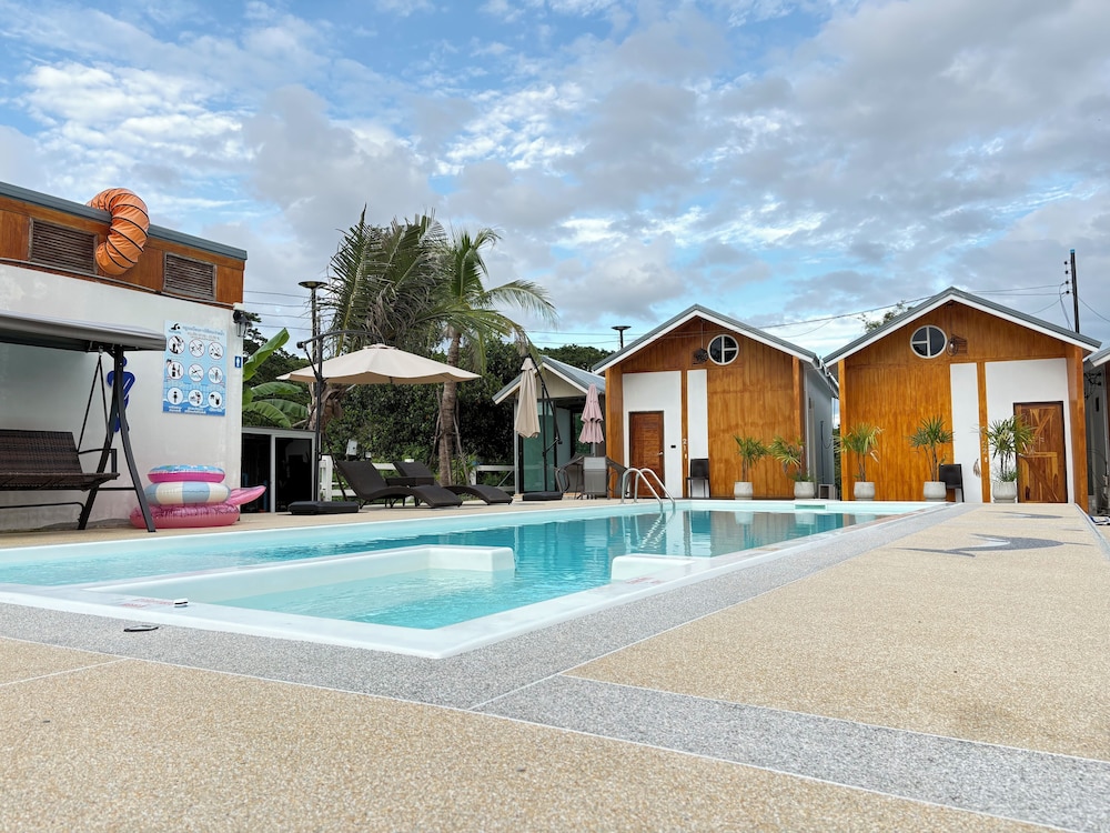 พบรักรีสอร์ท Pobruk Resort — 4-Star Luxury Hotel in Tha Bo, Thailand