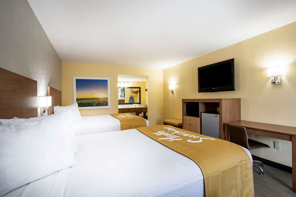 Days Inn by Wyndham Apopka Orlando - photo 19
