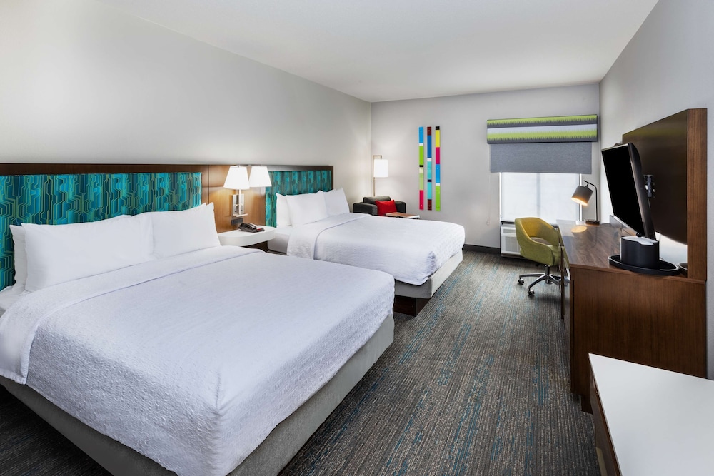 Hampton Inn & Suites Tulsa Woodland Hills 71st Memorial - photo 10