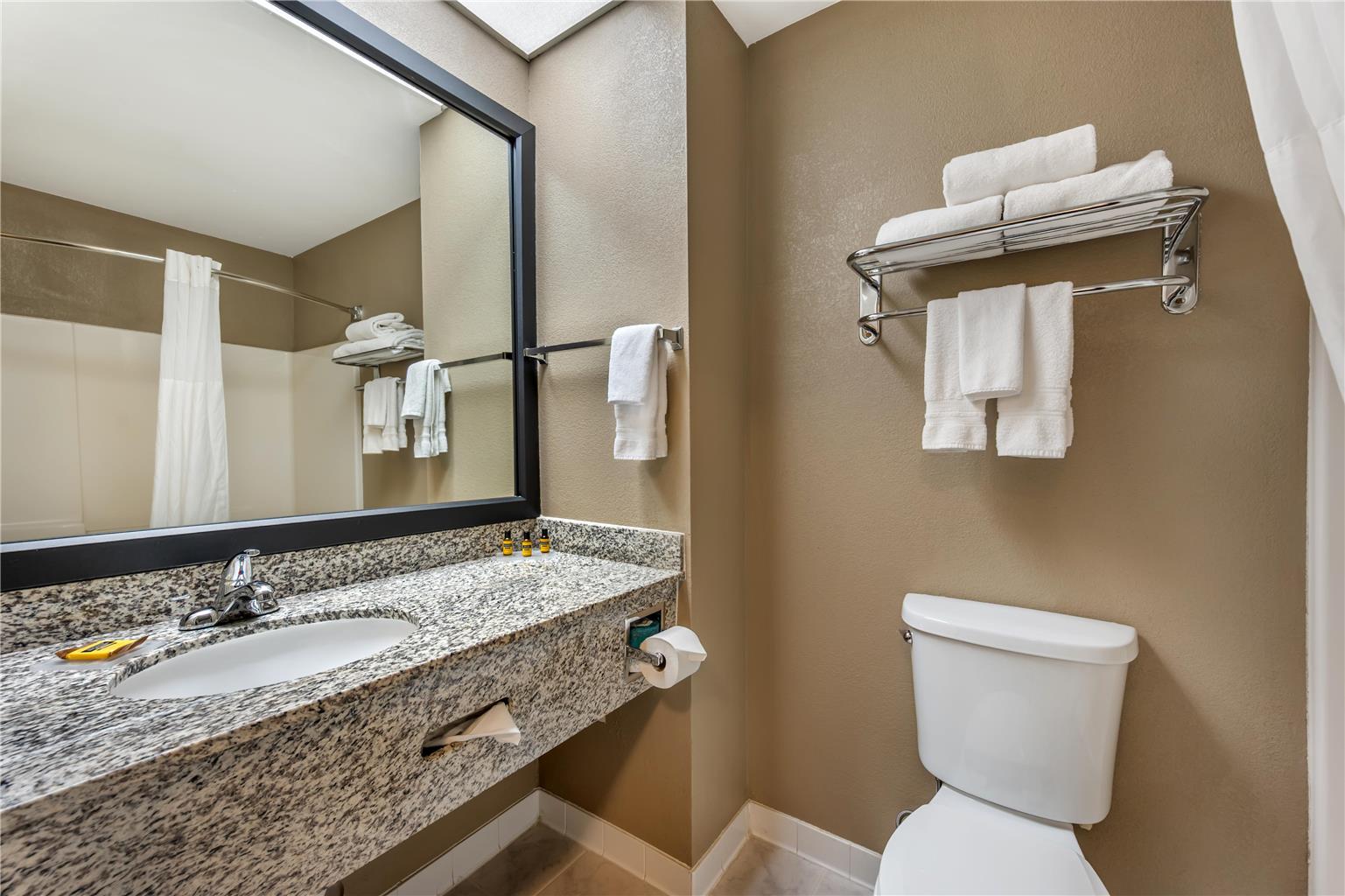 Best Western Plus Boulder Louisville - photo 13