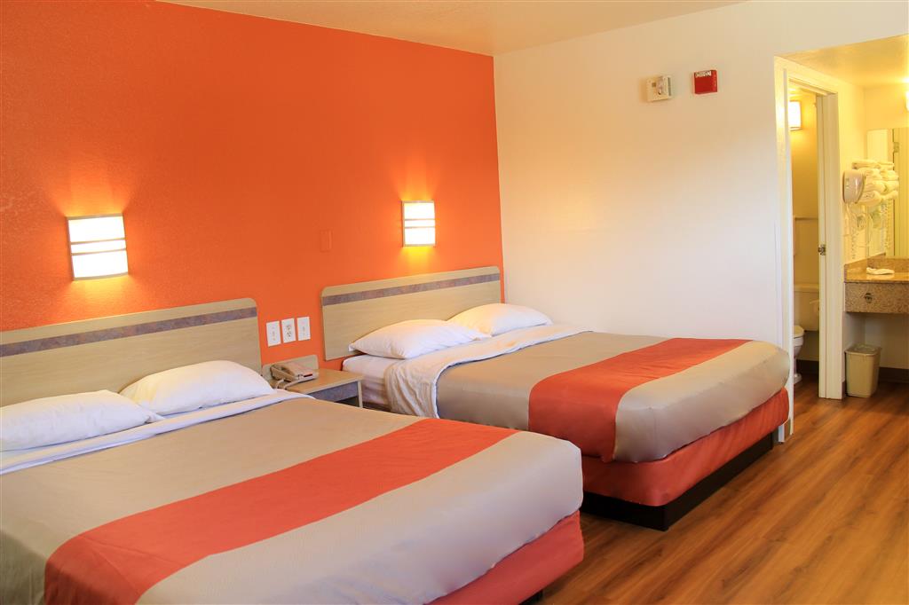 Motel 6 Enfield CT Hartford - photo 16