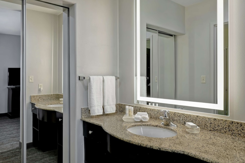 Homewood Suites by Hilton McAllen - photo 10