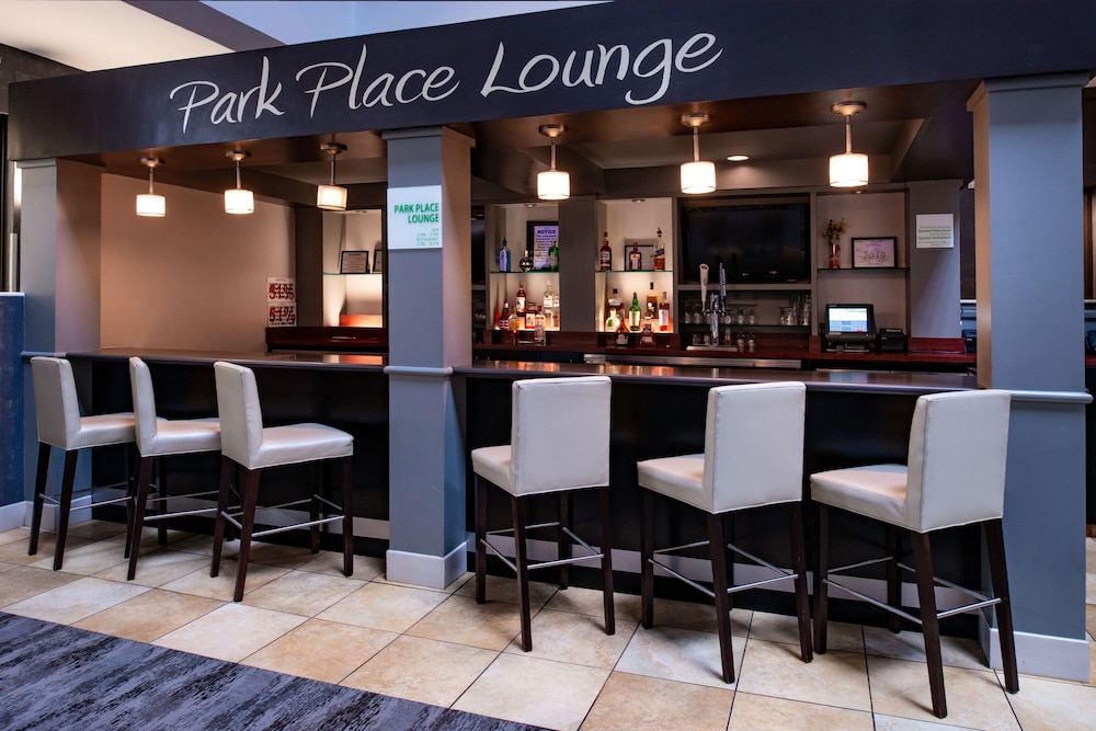 Holiday Inn Hotel & Suites Beaumont Plaza by IHG - photo 23