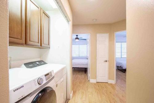 Perfect for large groups - carbon neutral hotel in Coachella
