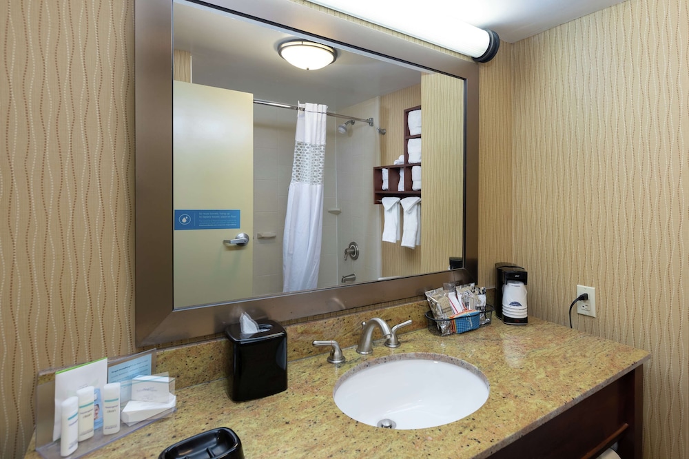 Hampton Inn Houma - photo 21