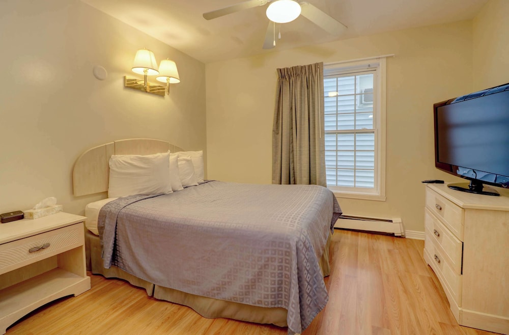 Sea View Inn - photo 11