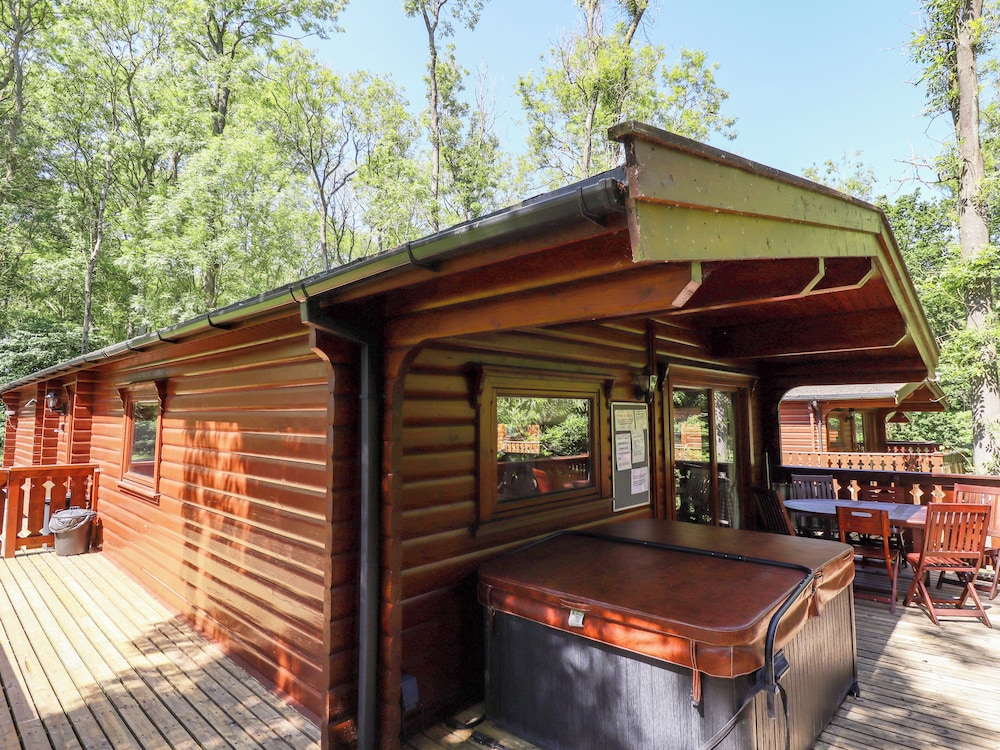64 Acorn Lodge Kenwick Park — 4-Star Luxury Hotel in Louth, United Kingdom