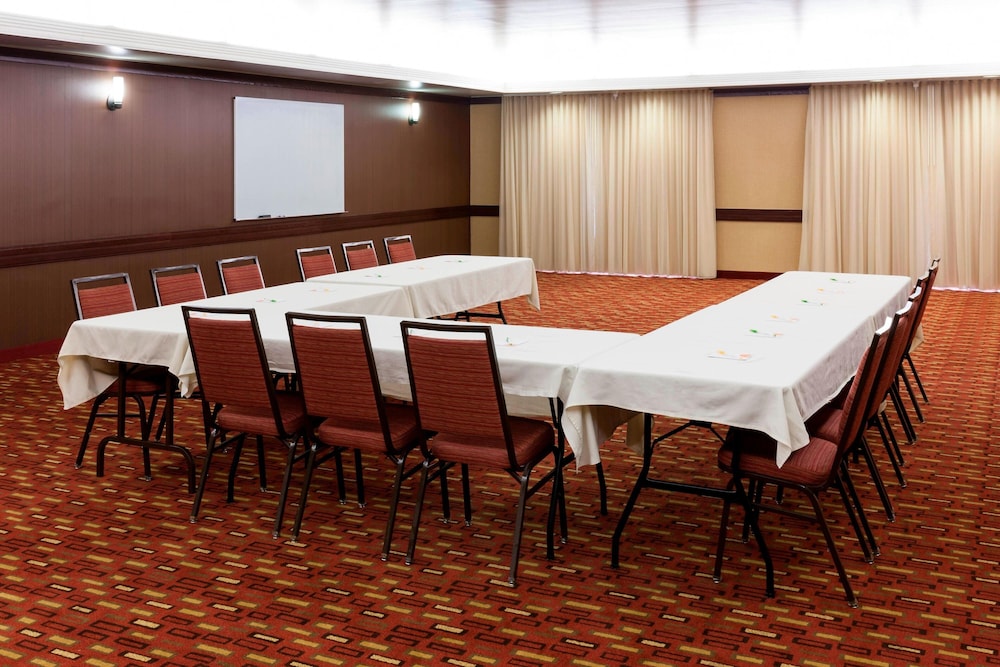 Courtyard by Marriott Wichita East - photo 24