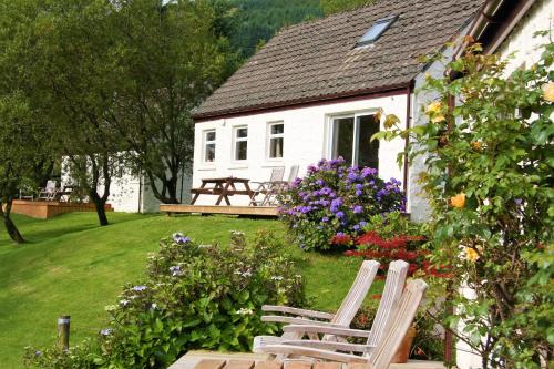 Birch Cottage — 4-Star Luxury Hotel in Dunoon, United Kingdom