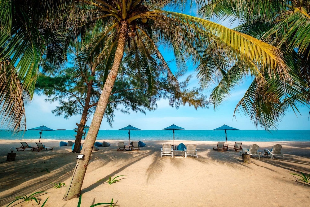 Khanom Sea Beach Resort in Nakhon Si Thammarat, Thailand
