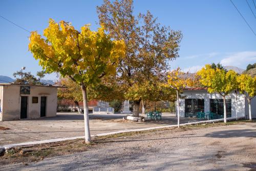 Summit Guest House — 4-Star Luxury Hotel in Kalavryta, Greece