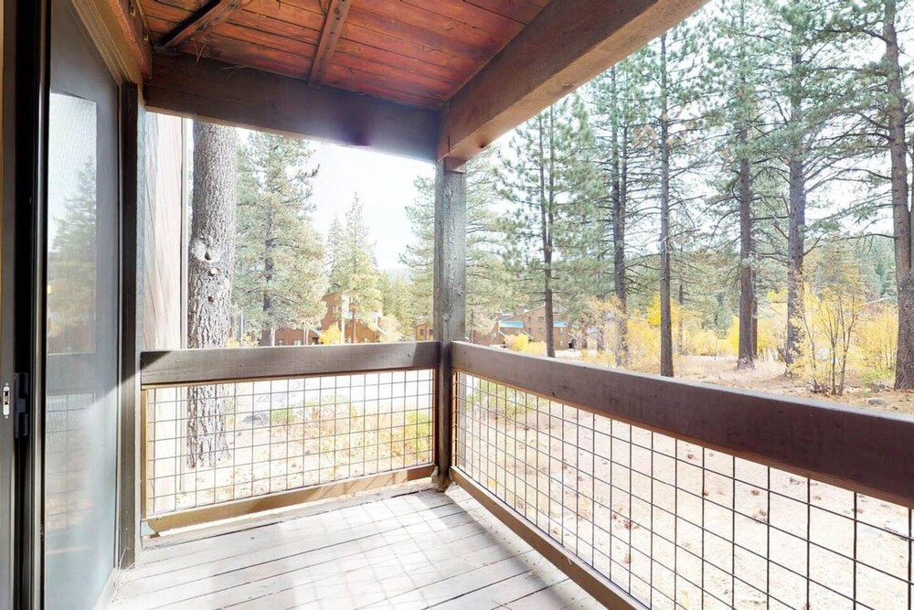 Sockeye by Avantstay Modern 2 BR Condo w Access to Northstar Resort Community - photo 11