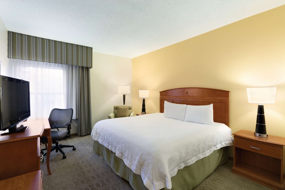 Hampton Inn Youngstown Boardman - photo 21