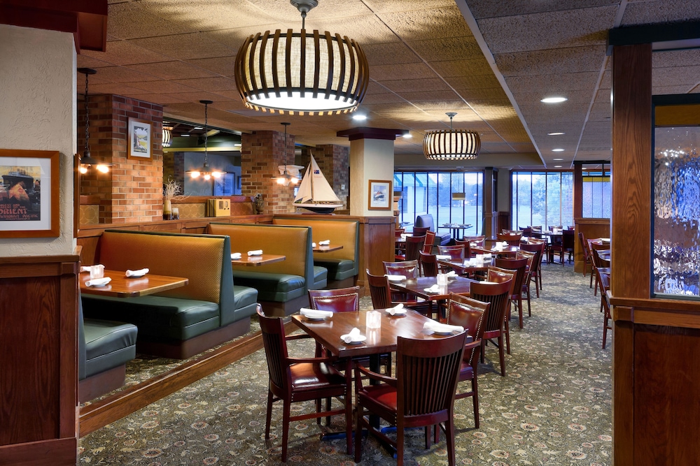 Lake Okoboji Resort and Conference Center - photo 21