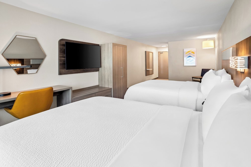 Comfort Inn Conference Center Tumwater Olympia - photo 5