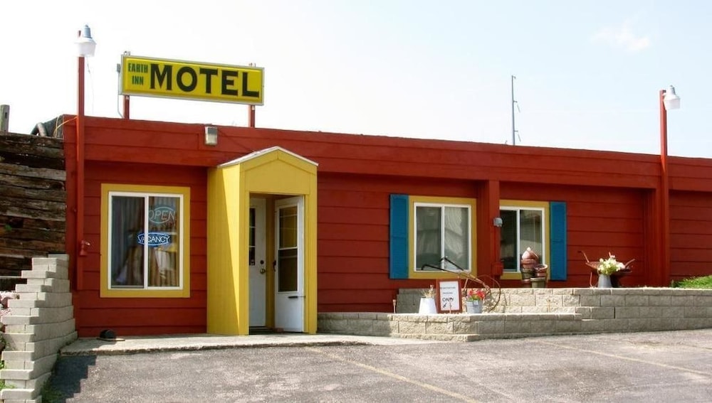 Earth Inn Motel - photo 28