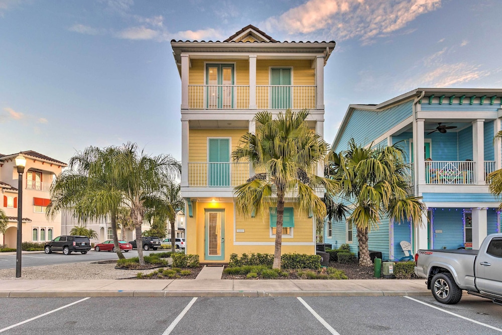 Tropical Cottage with Hot Tub Near Disney — 4-Star Luxury Hotel in Orlando, United States