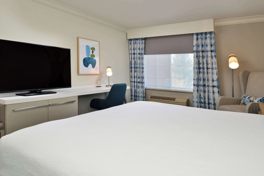 Hilton Garden Inn Napa - photo 26