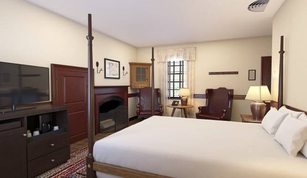 Colonial Houses an Official Colonial Williamsburg Hotel - photo 17