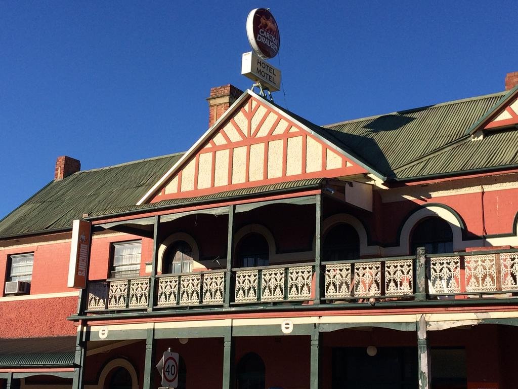 Admurraya House Bed & Breakfast — 4-Star Luxury Hotel in Rutherglen, Australia
