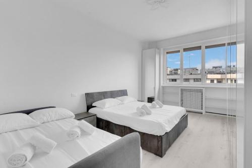 Metro M2 Famagosta Appartamento x5 self check in — 4-Star Luxury Hotel in Milan, Italy