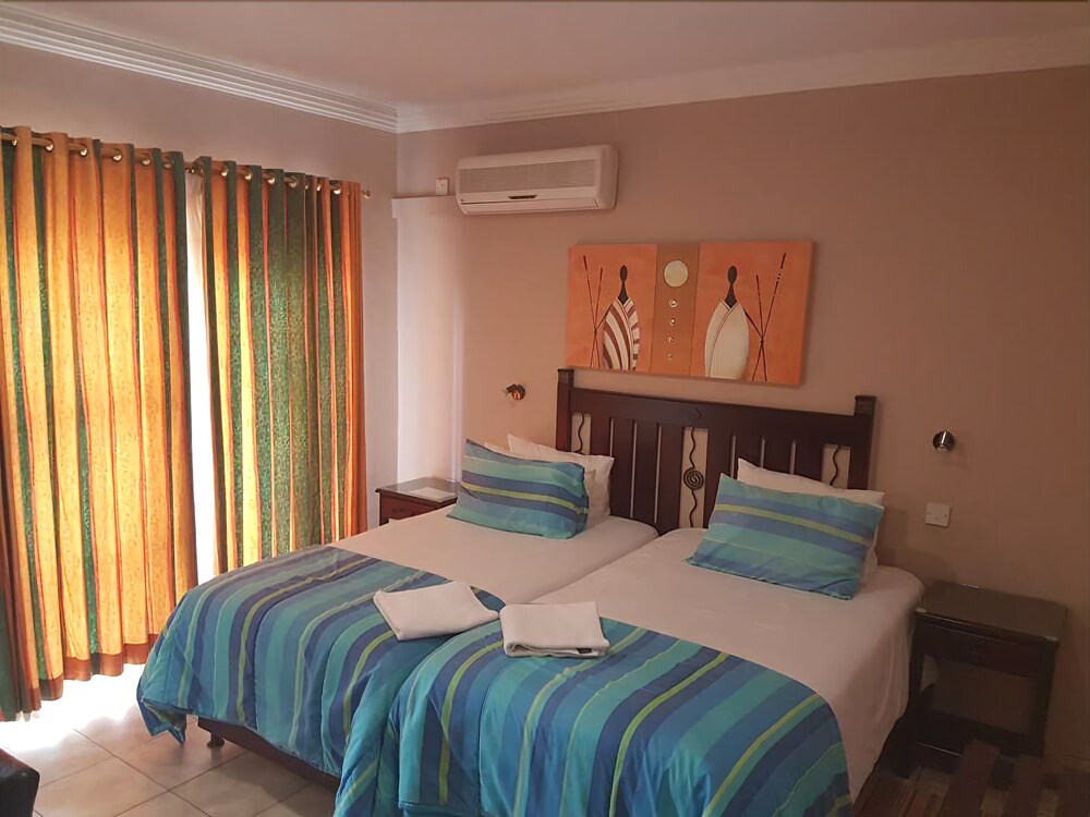 Cactus Inn — hotel in Gaborone