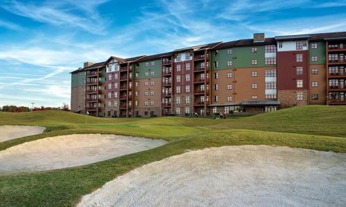 Great Smokies Lodge Resort 2BR — 4-Star Luxury Hotel in Sevierville, United States