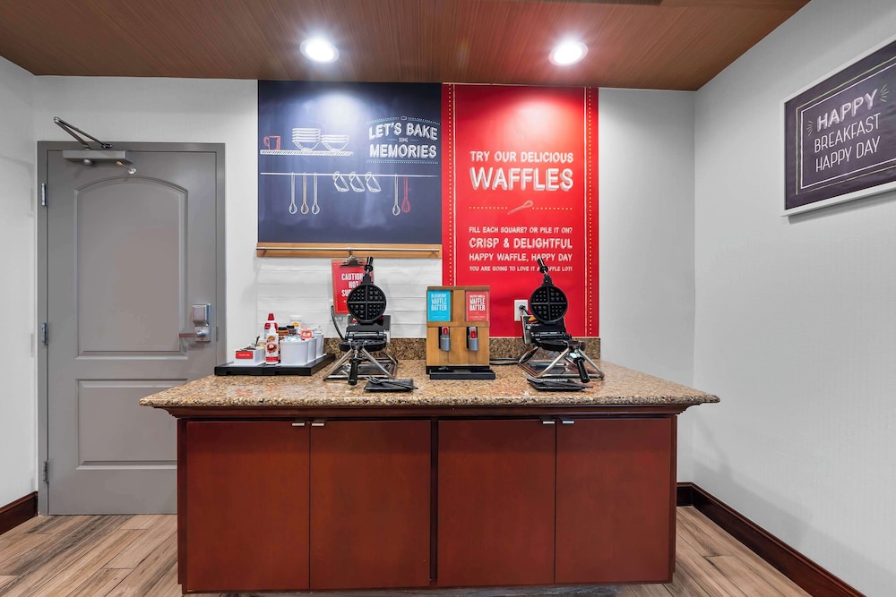 Hampton Inn & Suites St. Louis South I 55 - photo 62