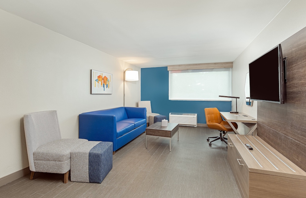 Holiday Inn Express Atlanta Airport North by IHG - photo 6