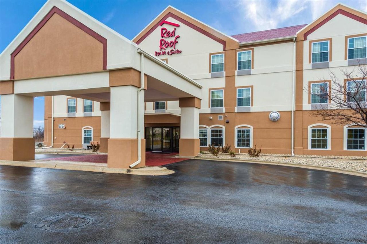 Econo Lodge Inn & Suites - last minute hotel in Monee