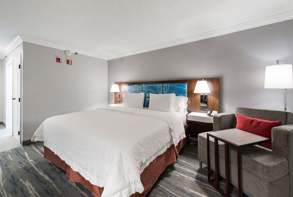 Hampton Inn & Suites Chicago Hoffman Estates - photo 26