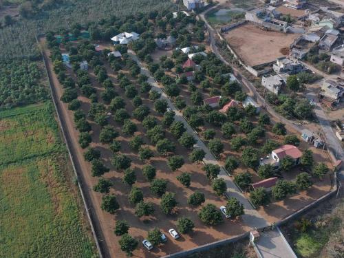 Saachi Villagio Resort in Himatnagar, India