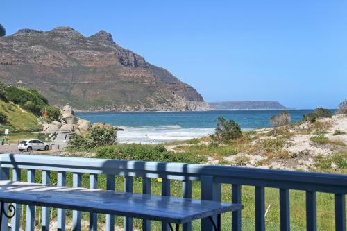 6 Jamaica Beach