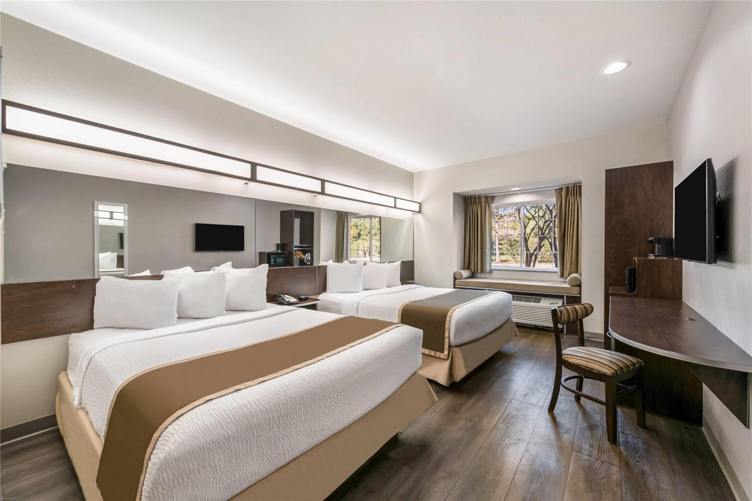 Microtel Inn & Suites by Wyndham Pearl River Slidell - photo 16