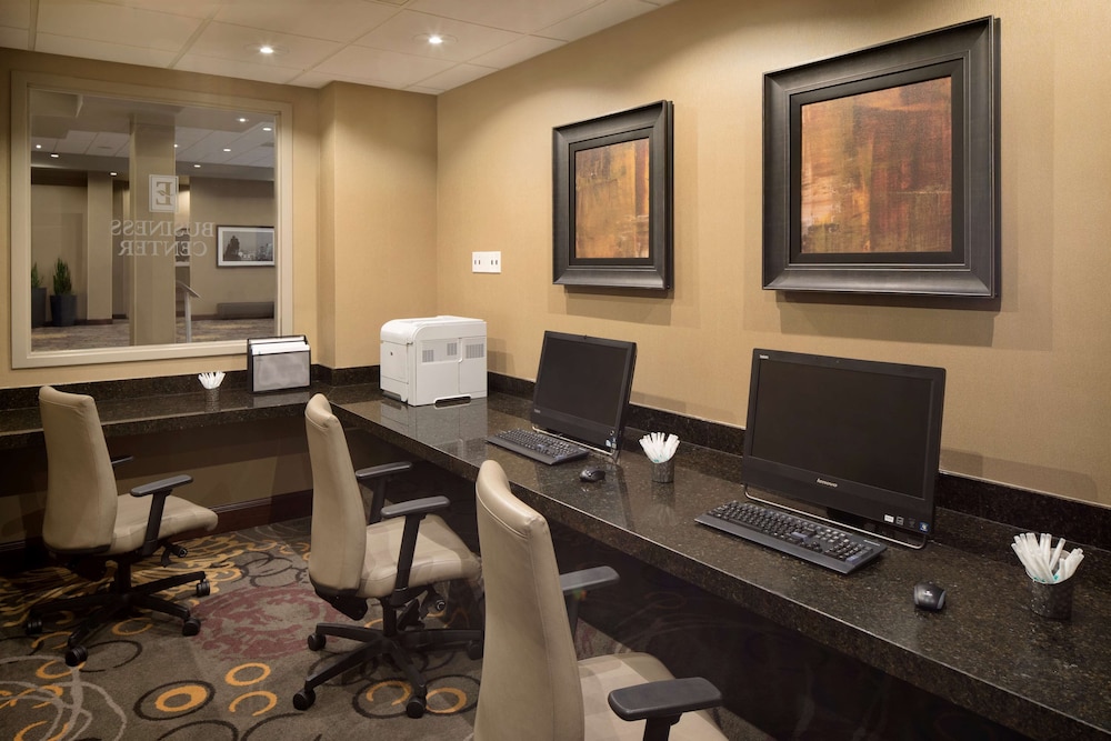 Embassy Suites Hotel Des Moines Downtown - photo 50