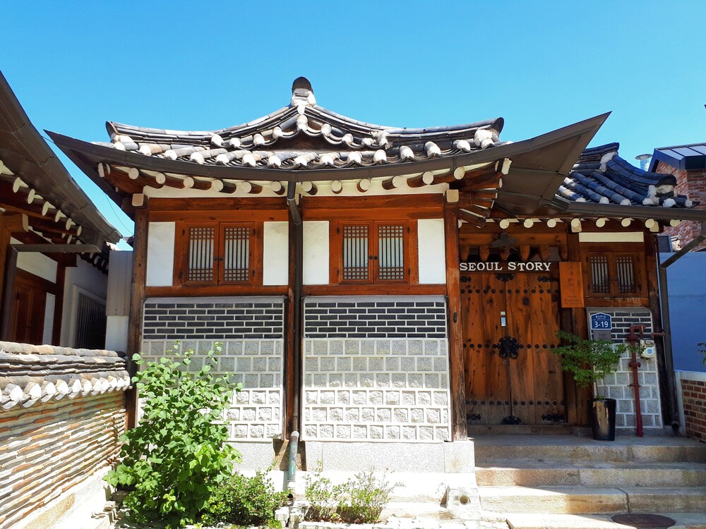 SeoulStory Hanok — 4-Star Luxury Hotel in Seoul, South Korea