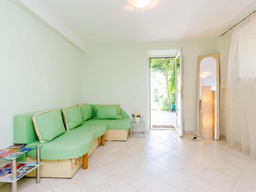 Apartment Kalea One Bedroom Apartment with Terrace A2 2
