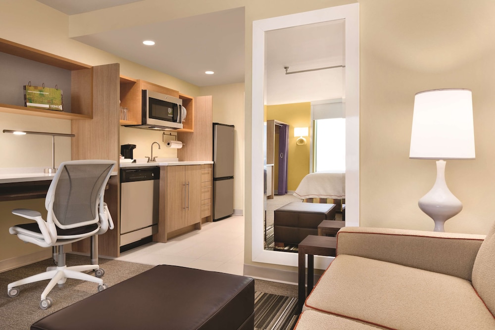 Home2 Suites by Hilton Phoenix Tempe University Research Park - photo 13
