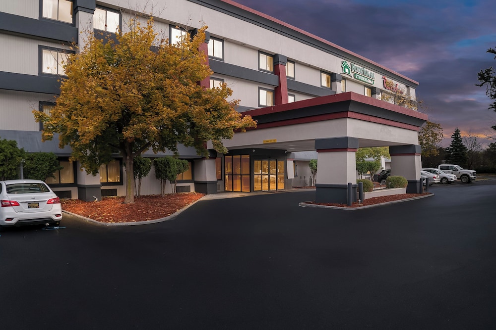 Red Roof Inn Flint - photo 39