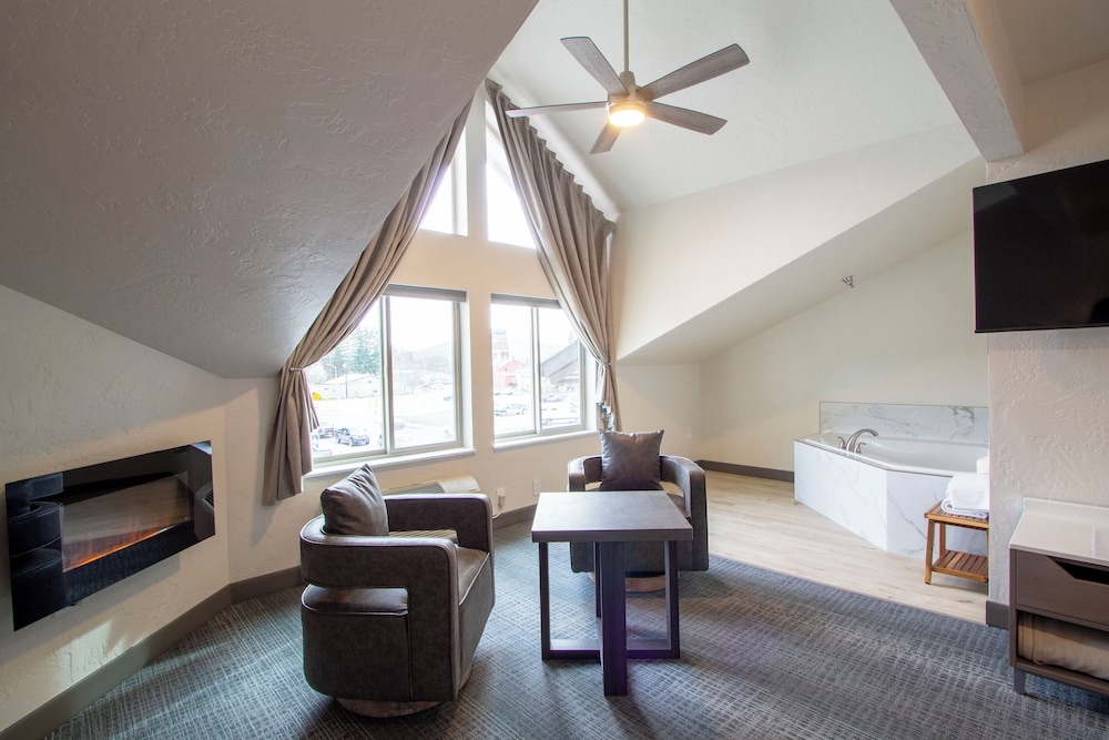Sandpoint Hotel & Suites Downtown - photo 40
