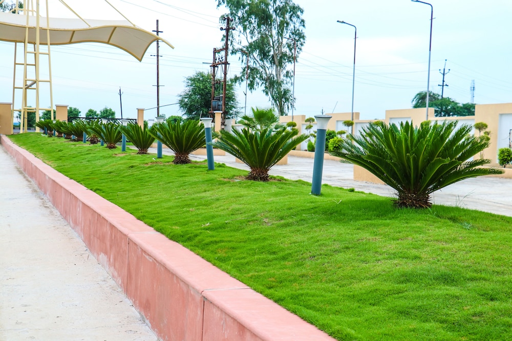 Rivita The Red Flag - carbon neutral hotel in Dewas