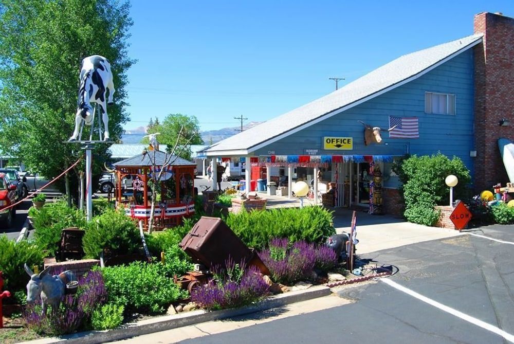 Redwood Motel - featured photo